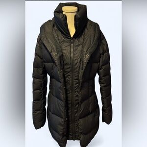 The North Face Women’s Black Hooded Puffer Coat Winter Jacket